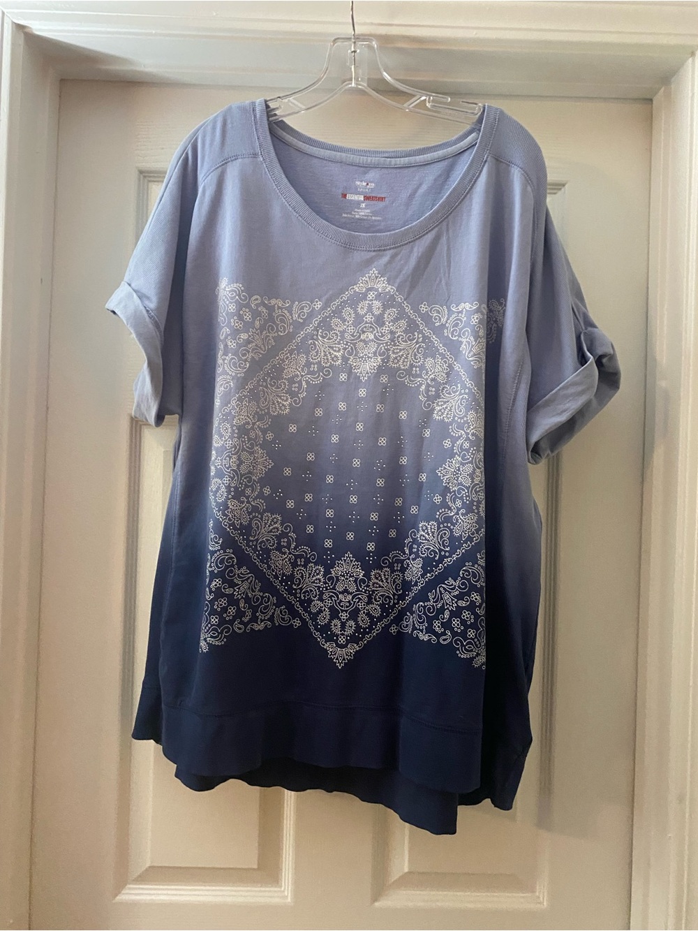 Style & Co. Light Blue to Navy Ombre Bandana Print Women's Top. Short Sleeve. 2X